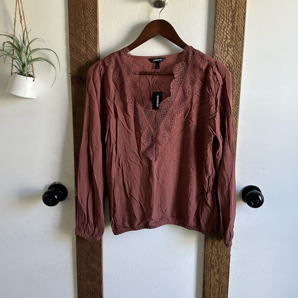 New Express Women’s Rust Bohemian Peasant Blouse Size XS
Bin UU